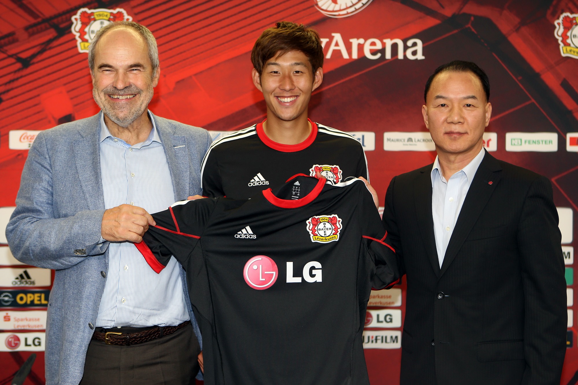 Son Heung-Min in Bayer Leverkusen bei der LG Pressekonferenz (CC 2.0 by LG)